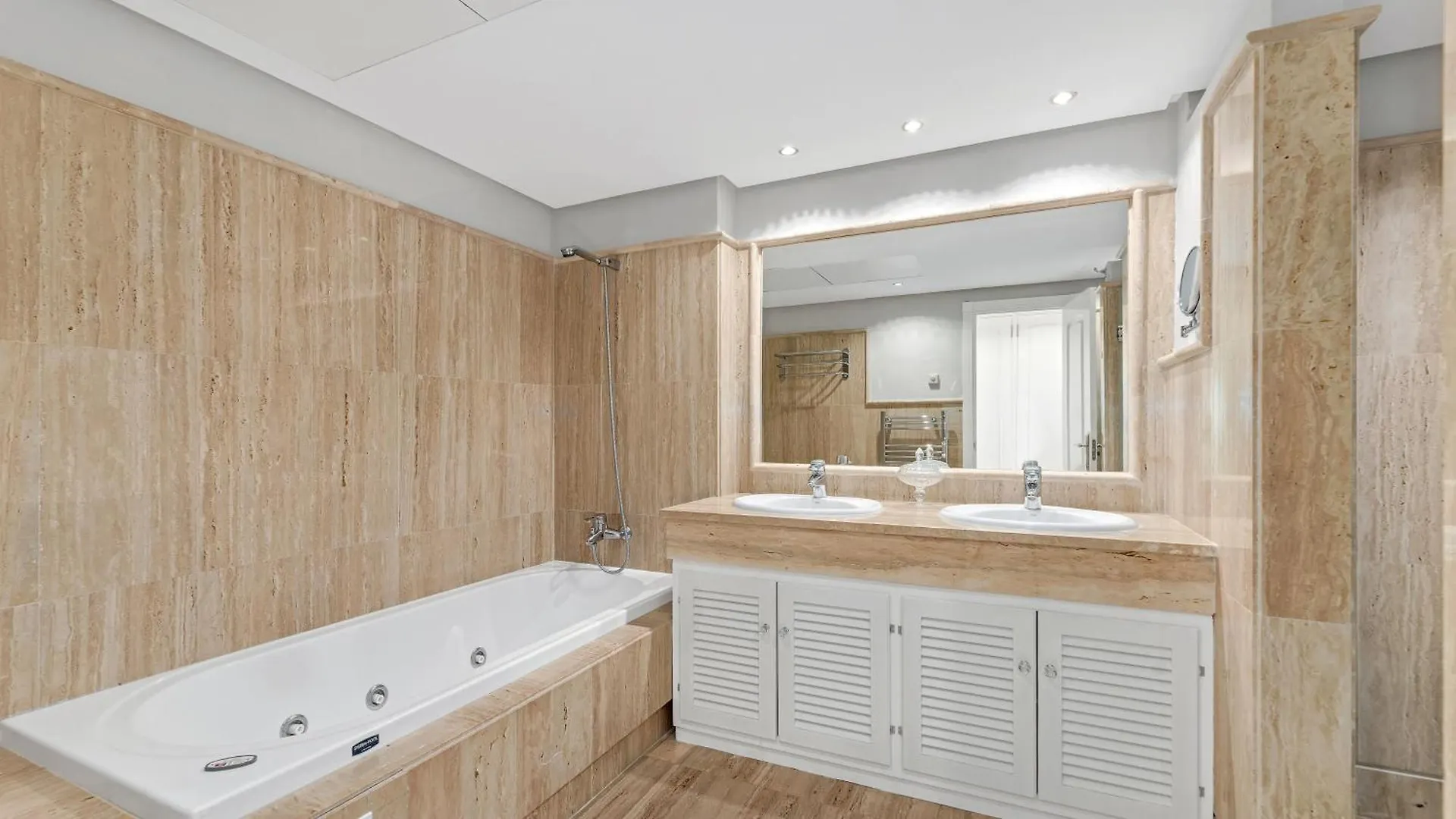Palm Beach - Luxury At First Line Marbella Spanje